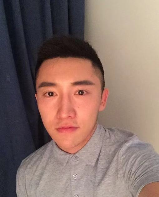 灰太狼的第一张照片--山东交友中心