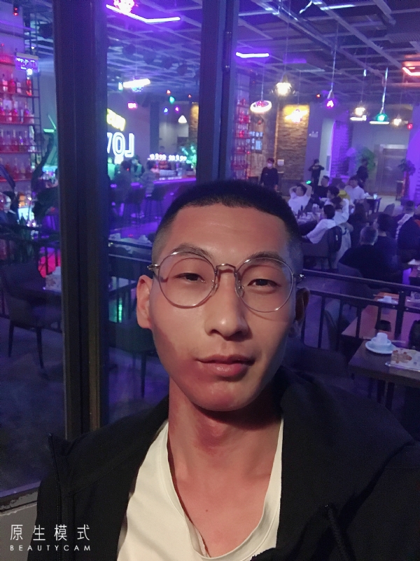 东北小伙的第一张照片--山东交友中心