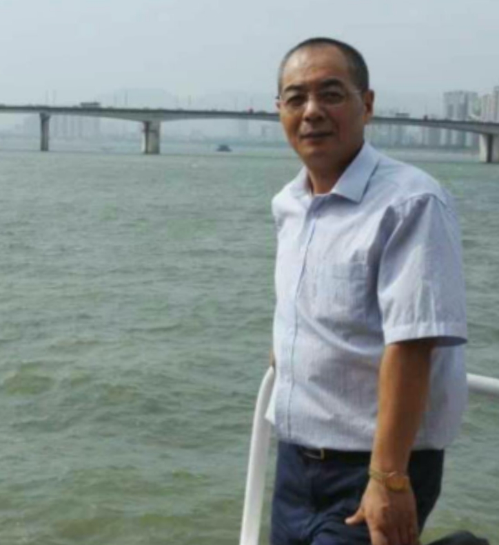 辛民的第二张照片--山东交友中心