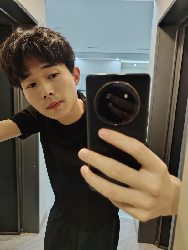 杨苏帝的第二张照片--山东交友中心