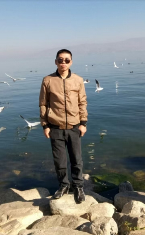 追光者的第一张照片--山东交友中心